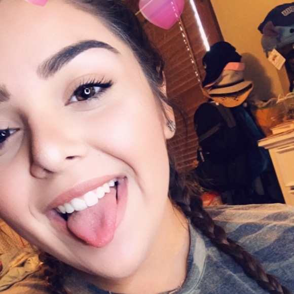 ashley_moni18